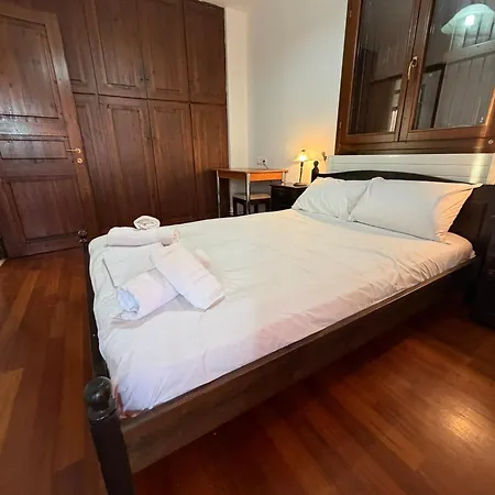 Fegastra Apartament *